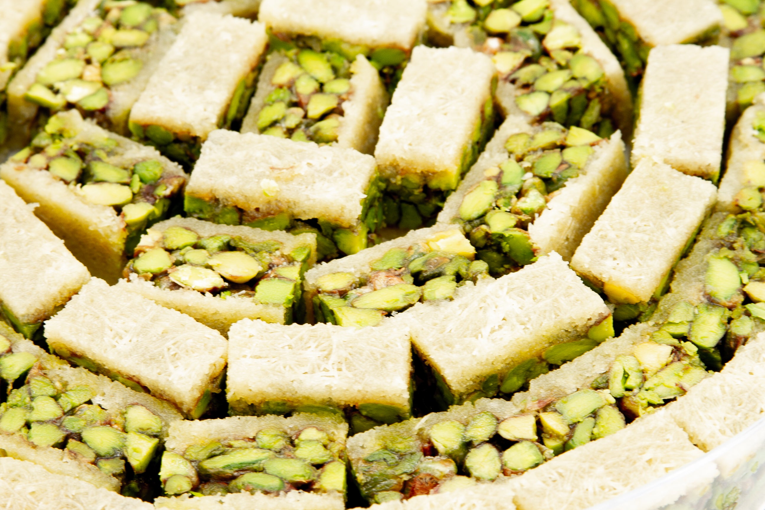 Syrian Authentic Balloriye Baklava (2.2lb) 1.0Kg